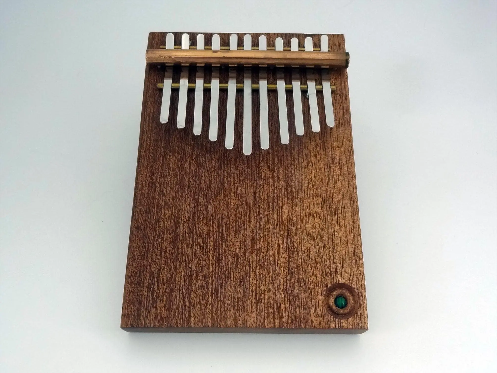 Kalimba artisanal 11 lames en bois.